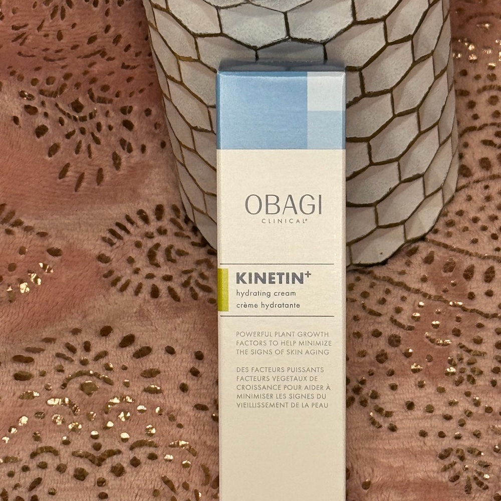 Kinetin+ Hydrating Cream - Blue and White